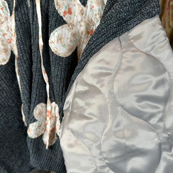 🆕 POL Charcoal and Silver Hooded Puffer sweater/Jacket NWOT - Picture 9 of 12